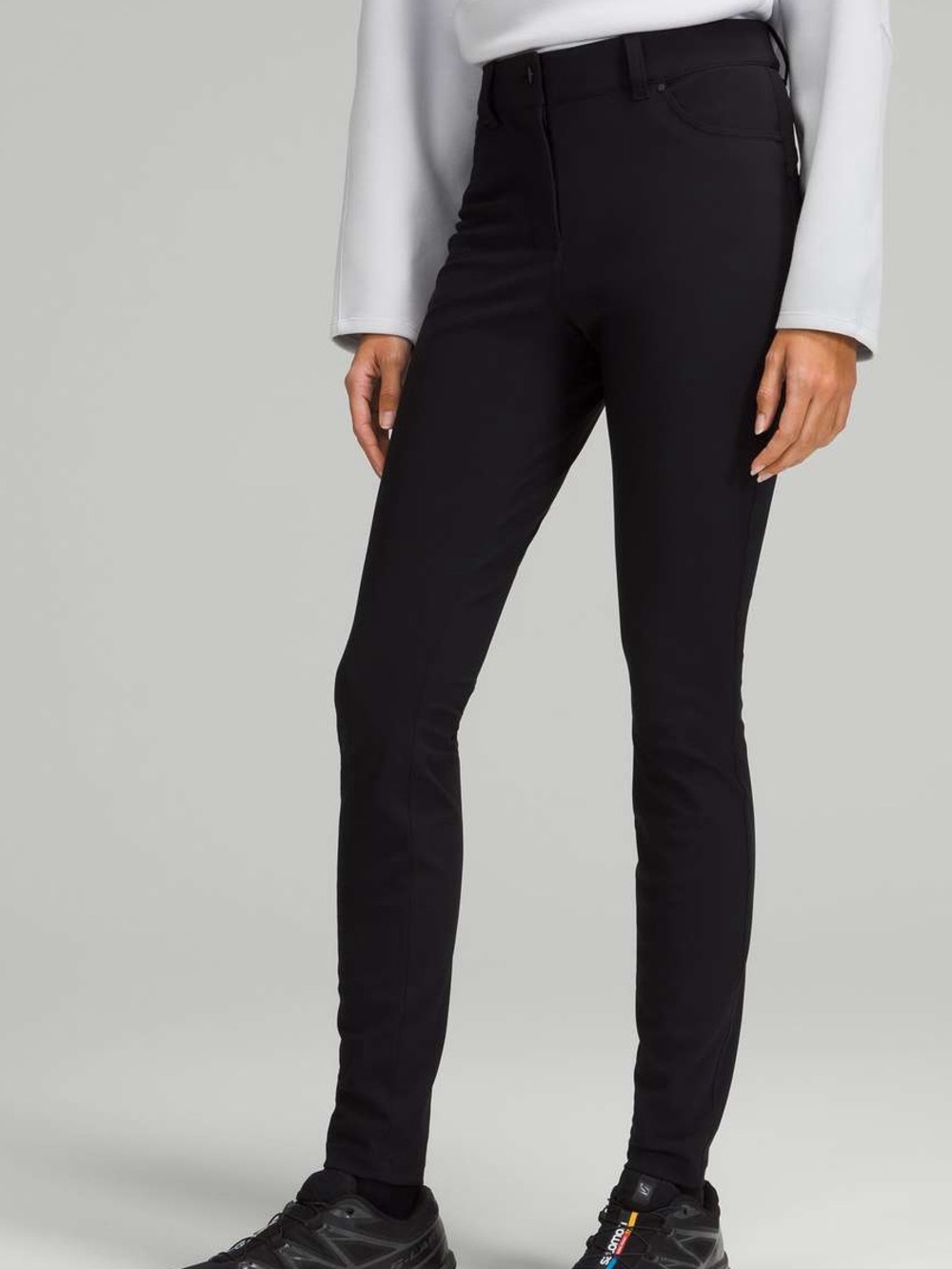 Lululemon City Sleek 5 Pocket 7/8 Pant
Black / Black Size 27